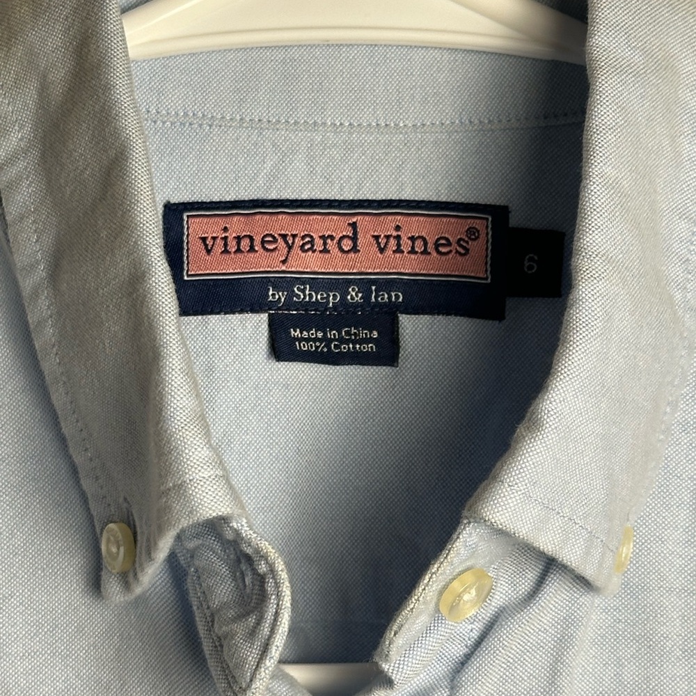 Vineyard Vines Blue Button Down Shirt Classic Style